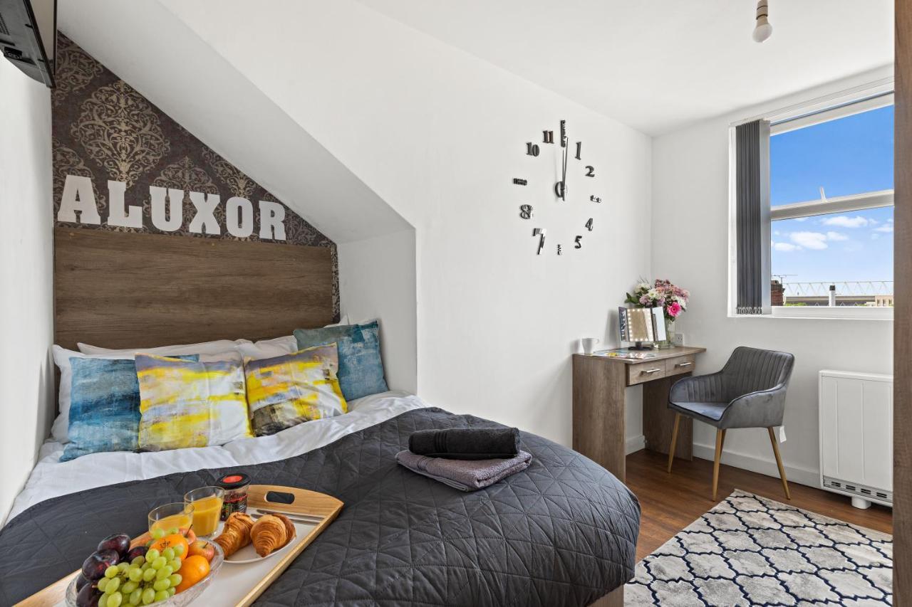 The Nines Aparthotel By Aluxor Лестер Экстерьер фото